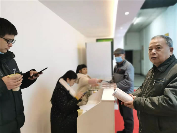 四川中青旅綿陽分社、綿陽市中旅假日旅行社、綿陽自來文化傳播有限公司24H自助售貨服務(wù)盛大開業(yè)