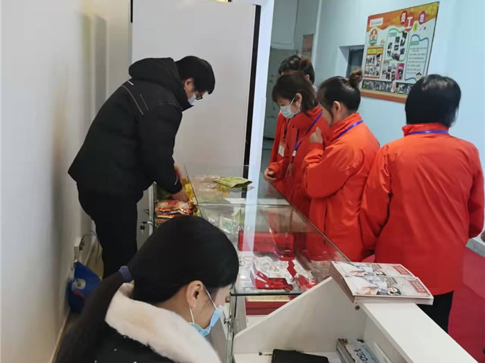 四川中青旅綿陽分社、綿陽市中旅假日旅行社、綿陽自來文化傳播有限公司24H自助售貨服務(wù)盛大開業(yè)